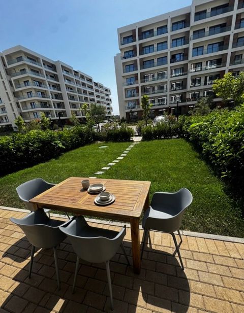Satılır 2 otaqlı yeni tikili 98 m² — Bakı