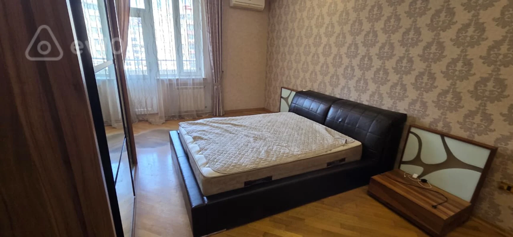 4 otaqlı mənzil, 200 m², Rəşid behbudov kç — Mənzil, Bakı (11)