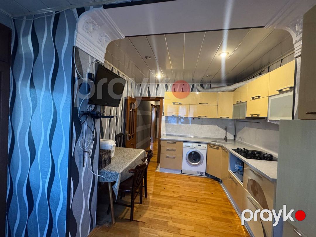 Satılır 4 otaqlı köhnə tikili 120 m² — Mənzil, Bakı (12)