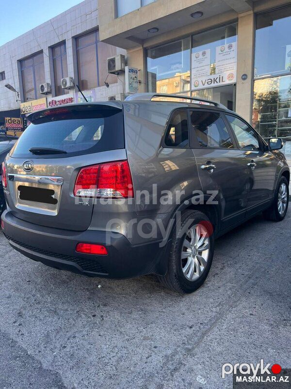 Kia Sorento, 2014 il — Minik avtomobili icarəsi, Bakı (3)