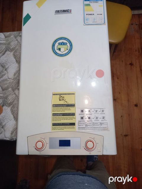 Italtermic qaz kombi – 24 kW - Güc: 24 kW (üzərində qeyd olunub) — Bakı