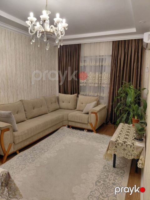 Satılır 2 otaqlı köhnə tikili 60 m² — Bakı