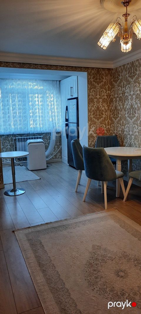 İcarəyə verilir 2 otaqlı köhnə tikili 43 m² — Bakı