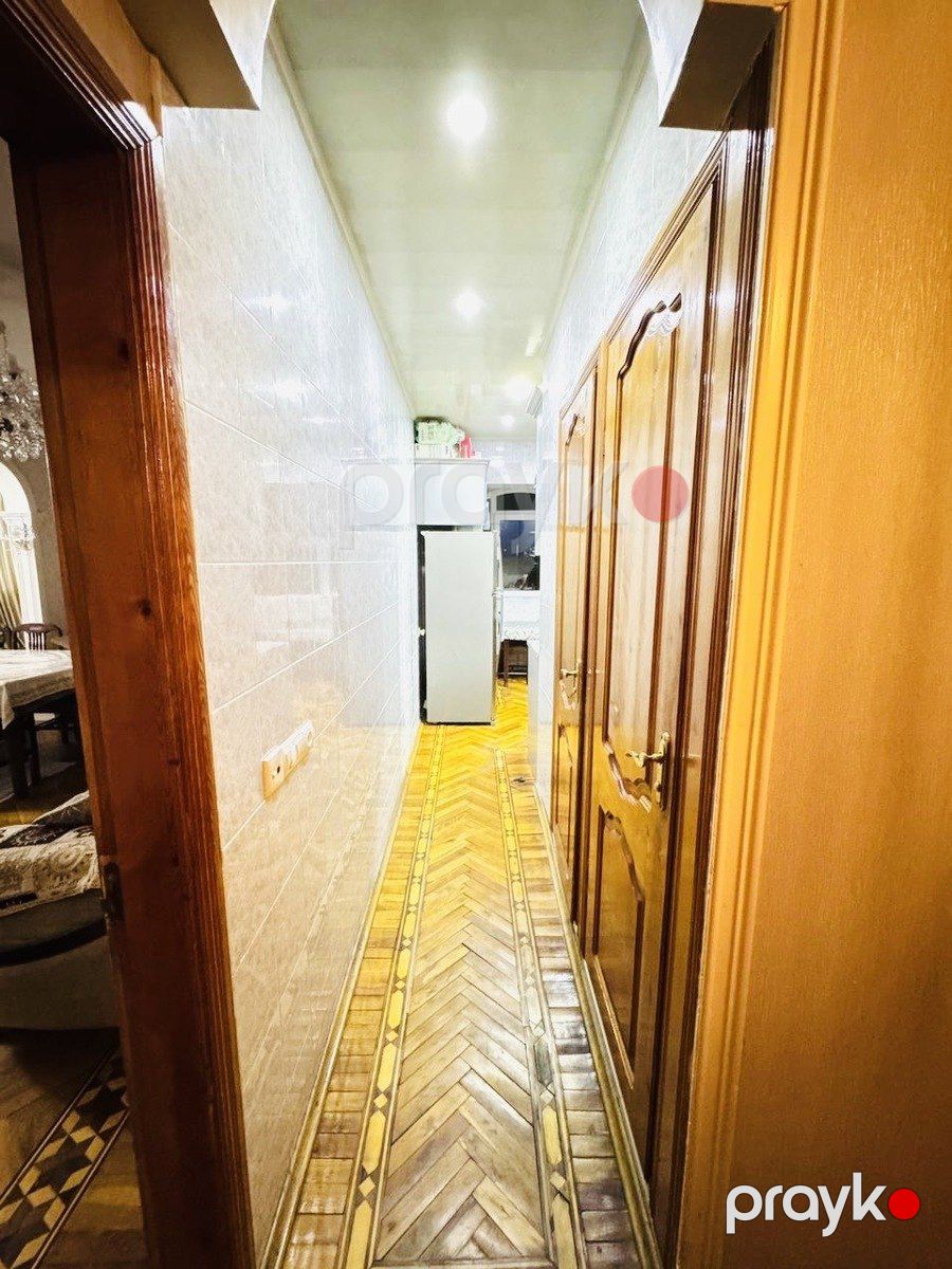 Satılır 5 otaqlı köhnə tikili 125 m² — Mənzil, Bakı (9)