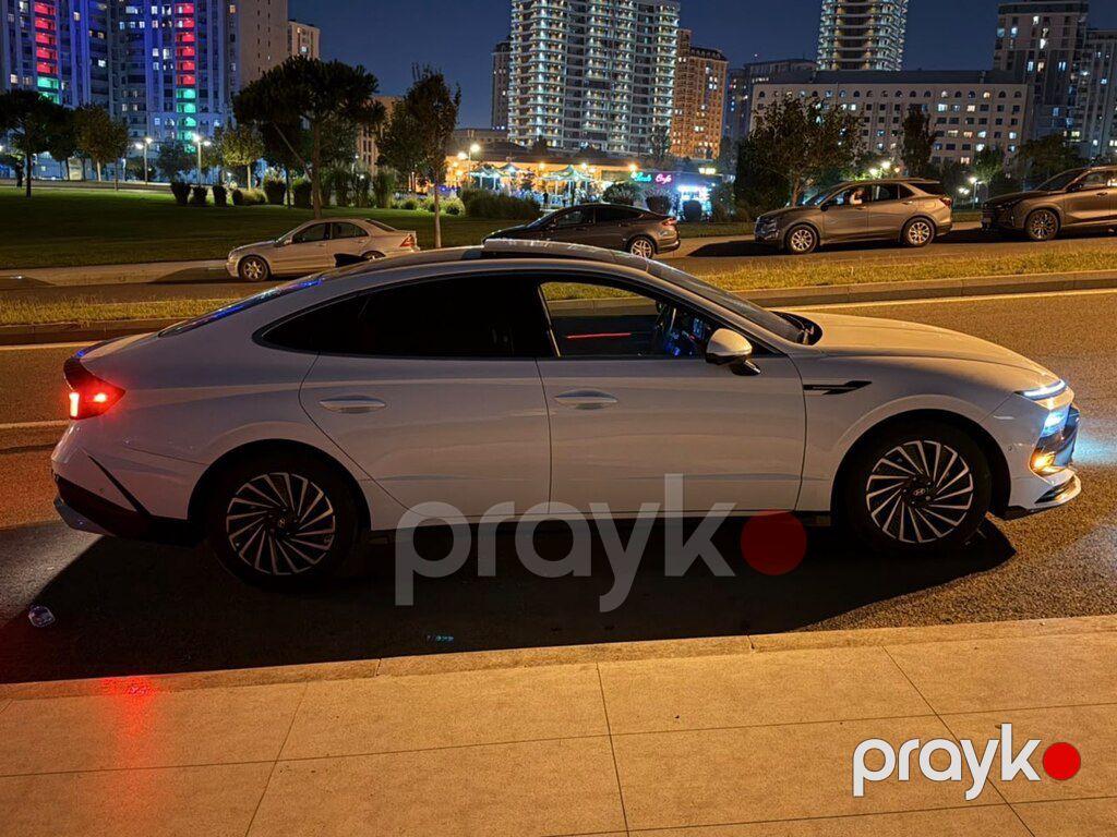 Hyundai Sonata, 2.0 L, 1.62 kWh, 2024 il, 14 000 km — Avtomobillər, Bakı (7)