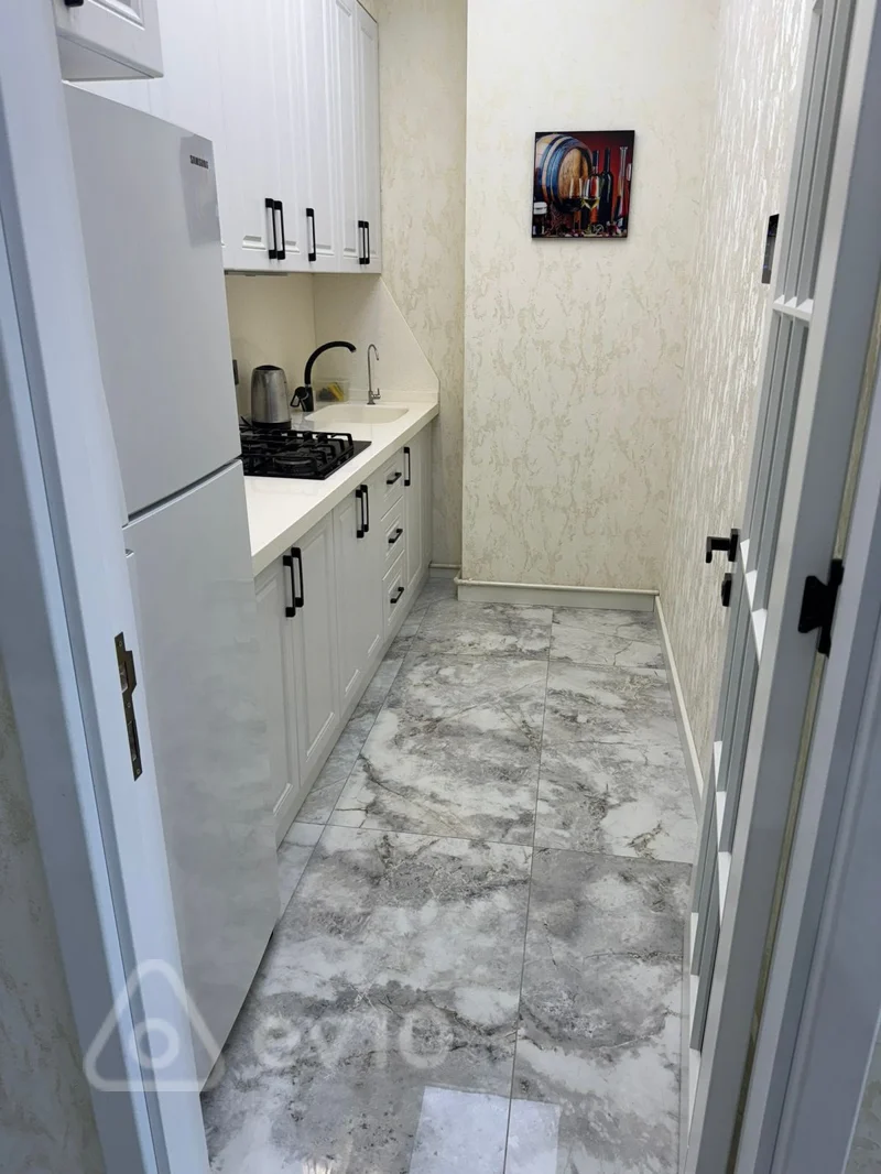 2 otaqlı mənzil, 70 m², İmran Qasımov küçəsi — kirayə — Mənzil, Bakı (5)