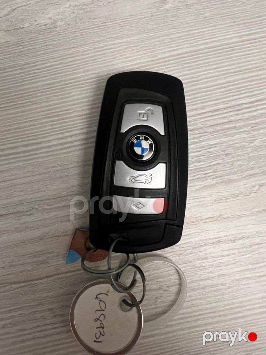 "BMW F10" açarı — Ehtiyat hissələri və aksesuarlar, Bakı (2)