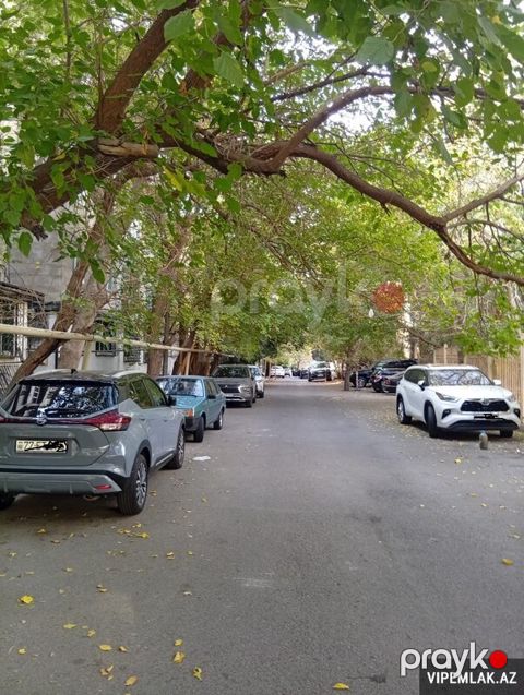 Yasamal rayonunda 1 otaqlı Köhnə tikili Kirayə verilir, 35 m² — Bakı