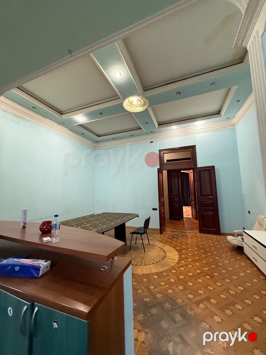 Satılır 6 otaqlı köhnə tikili 240 m² — Mənzil, Bakı (9)
