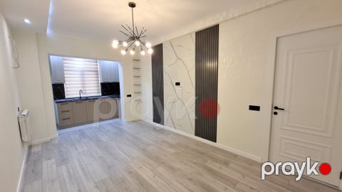 Satılır 3 otaqlı köhnə tikili 75 m² — Bakı