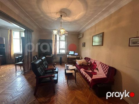 Satılır 5 otaqlı köhnə tikili 110 m² — Bakı