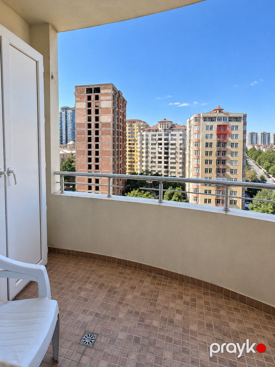 Satılır 4 otaqlı yeni tikili 200 m² — Mənzil, Bakı (7)