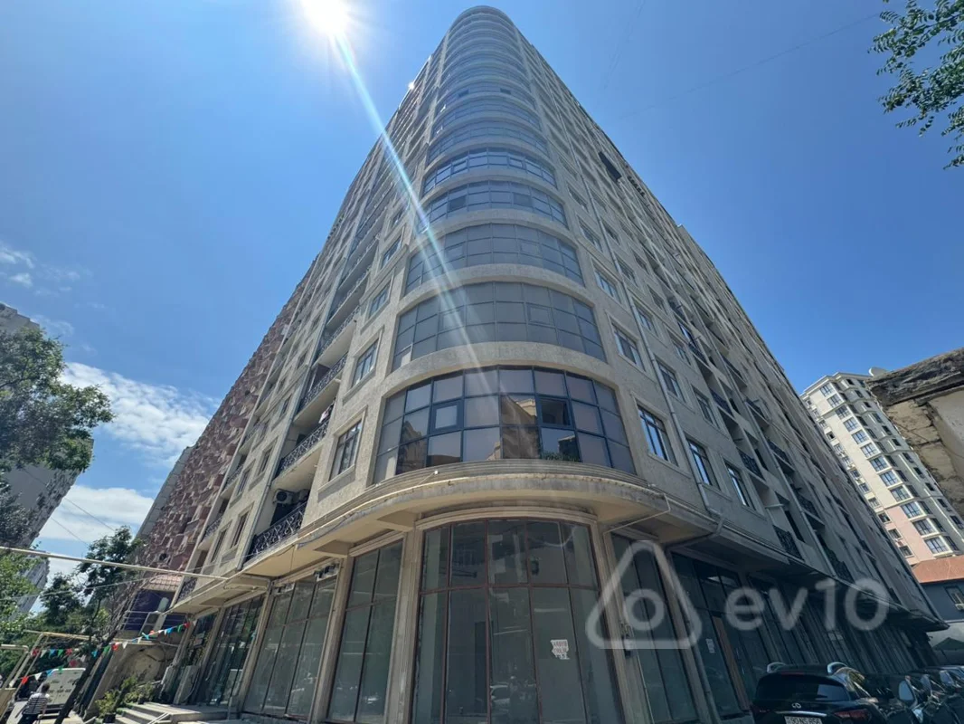 2 otaqlı mənzil, 105 m², Əliəşrəf Əlizadə kücəsi — Bakı