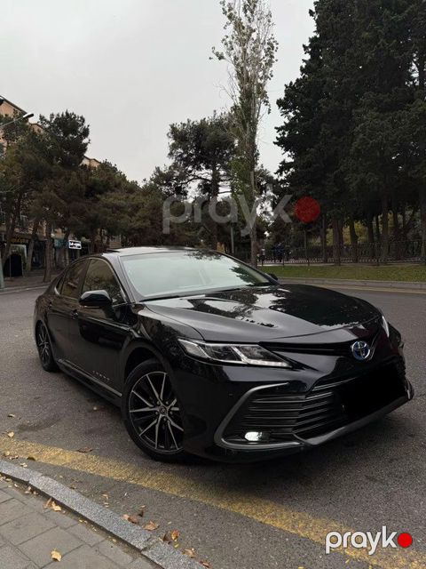 Toyota Camry, 2.5 L, 1.6 kWh, 2023 il, 133 000 km — Bakı