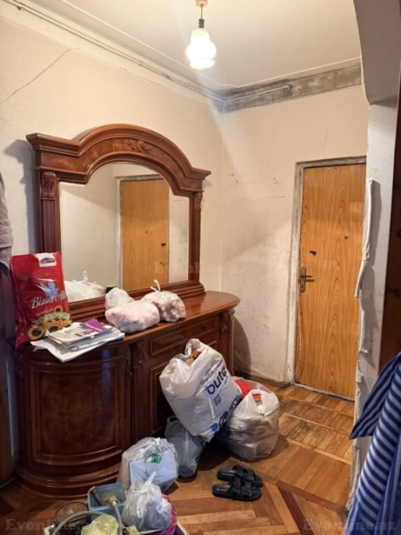 Satılır 3 otaqlı Mənzil Köhnə tikili 82 m² Bakı, Xətai r., Əhmədli m — Mənzil, Bakı (3)