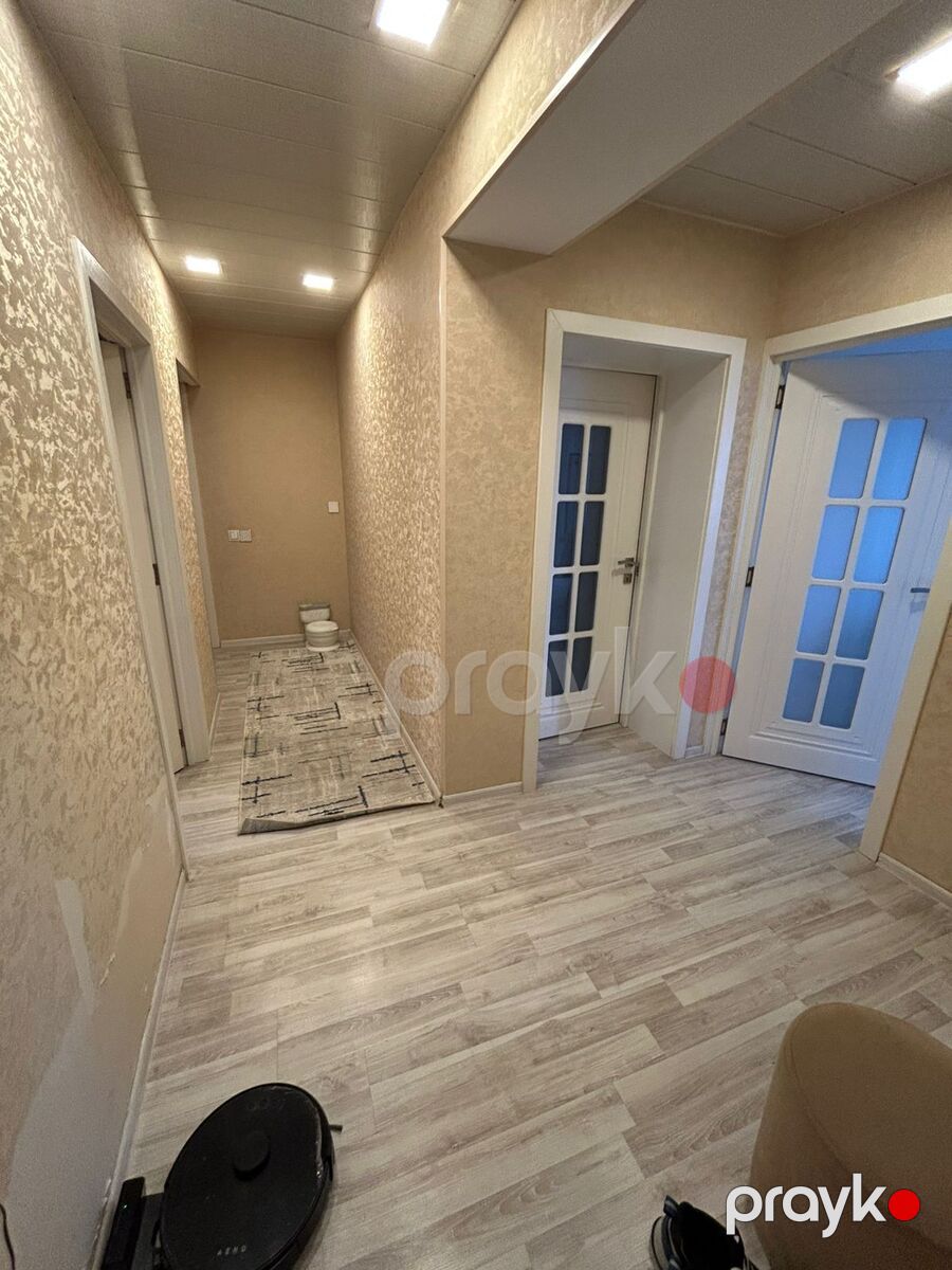 Satılır 3 otaqlı köhnə tikili 85 m² — Mənzil, Bakı (3)