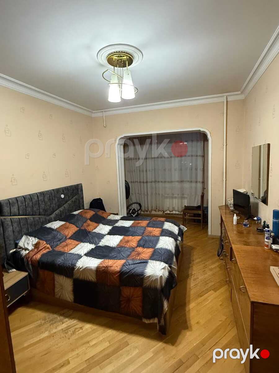 Satılır 4 otaqlı köhnə tikili 110 m² — Mənzil, Bakı (7)
