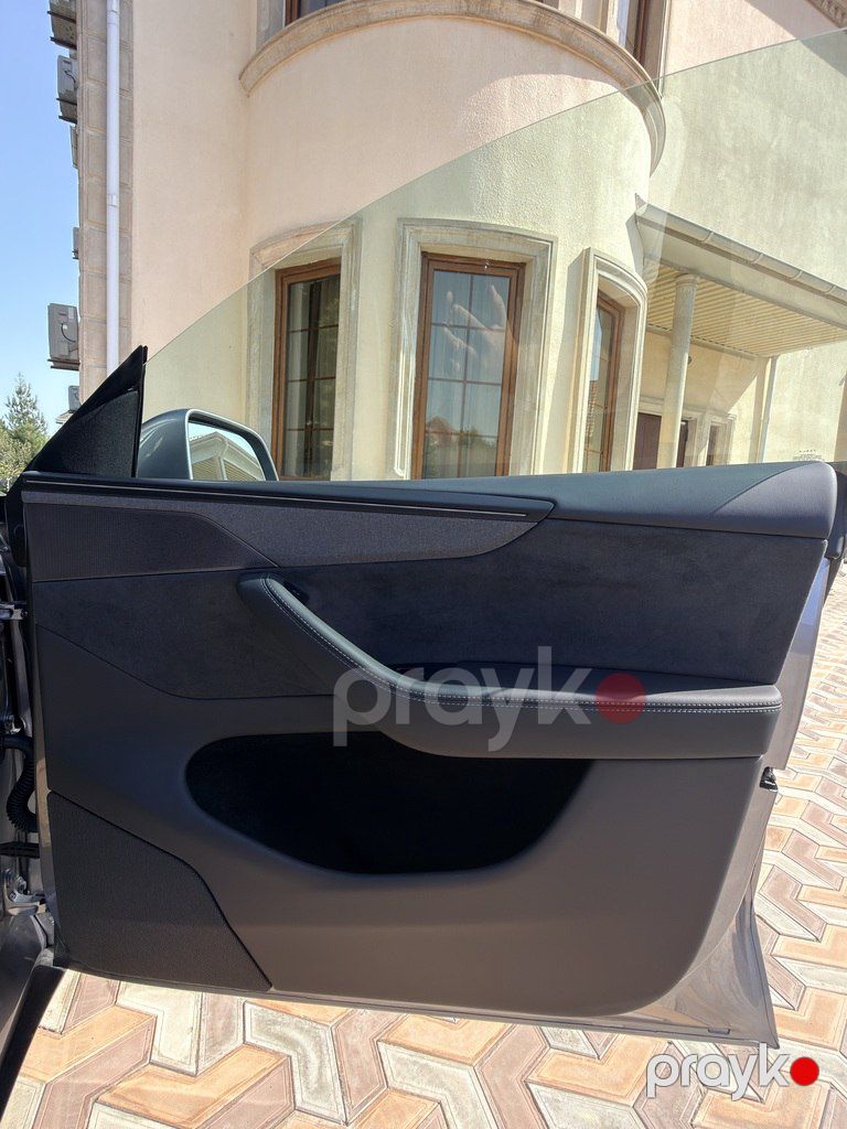 Tesla Model Y, 75 kWh, 2025 il, 3 790 km — Avtomobillər, Bakı (9)
