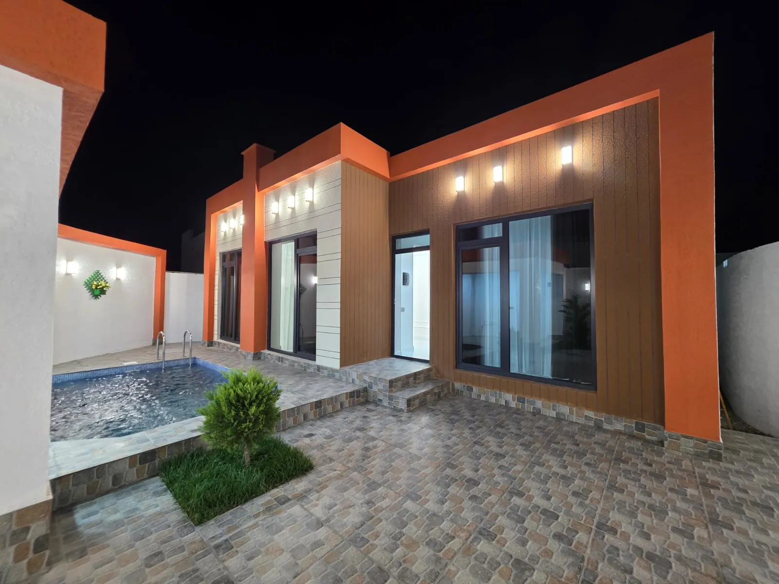 Şüvəlan, 4 otaqlı Həyət evi satılır - 130 m², 1 mərtəbə, 2.5 sot — Ev, villa, Bakı (3)
