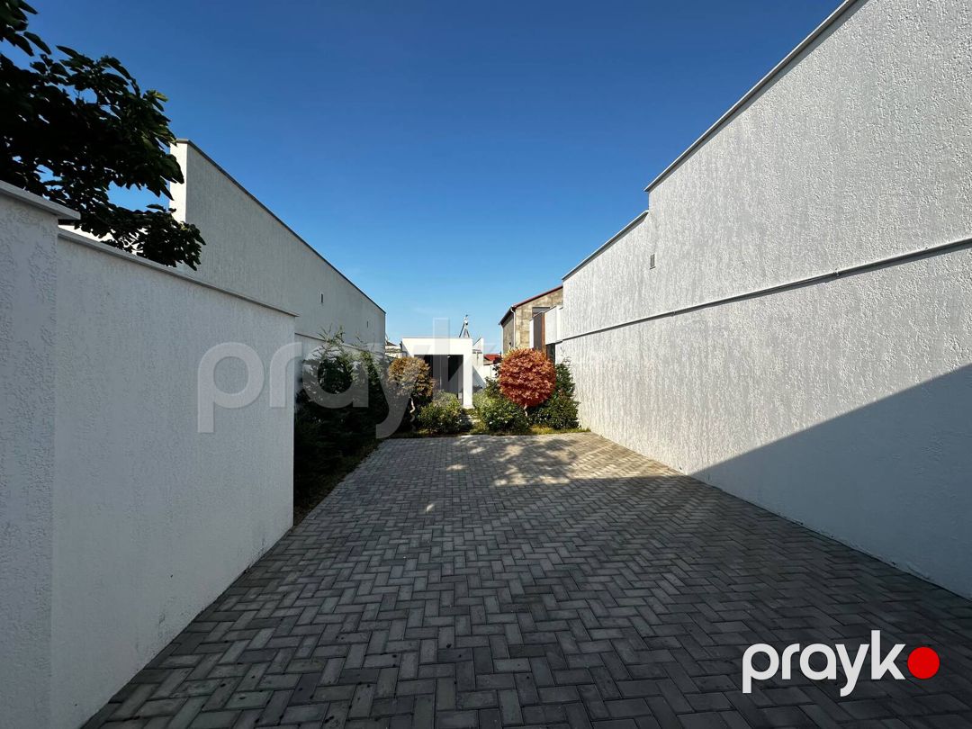 Satılır 4 otaqlı həyət evi/bağ evi 200 m² — Ev, villa, Bakı (5)