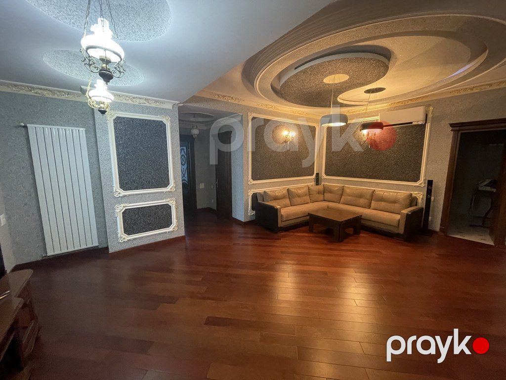 Satılır 4 otaqlı yeni tikili 250 m² — Mənzil, Bakı (10)