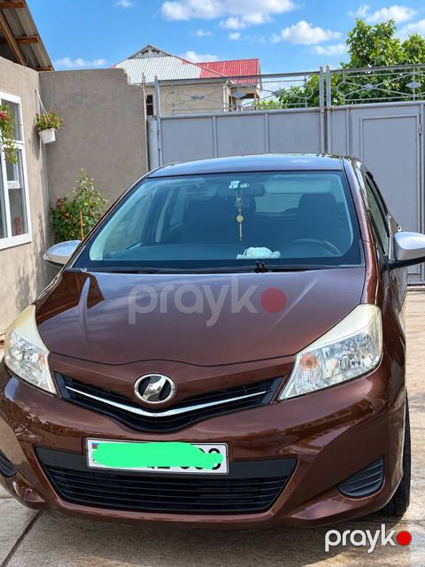 Toyota Vitz, 1.3 L, 2011 il, 155 000 km — Neftçala