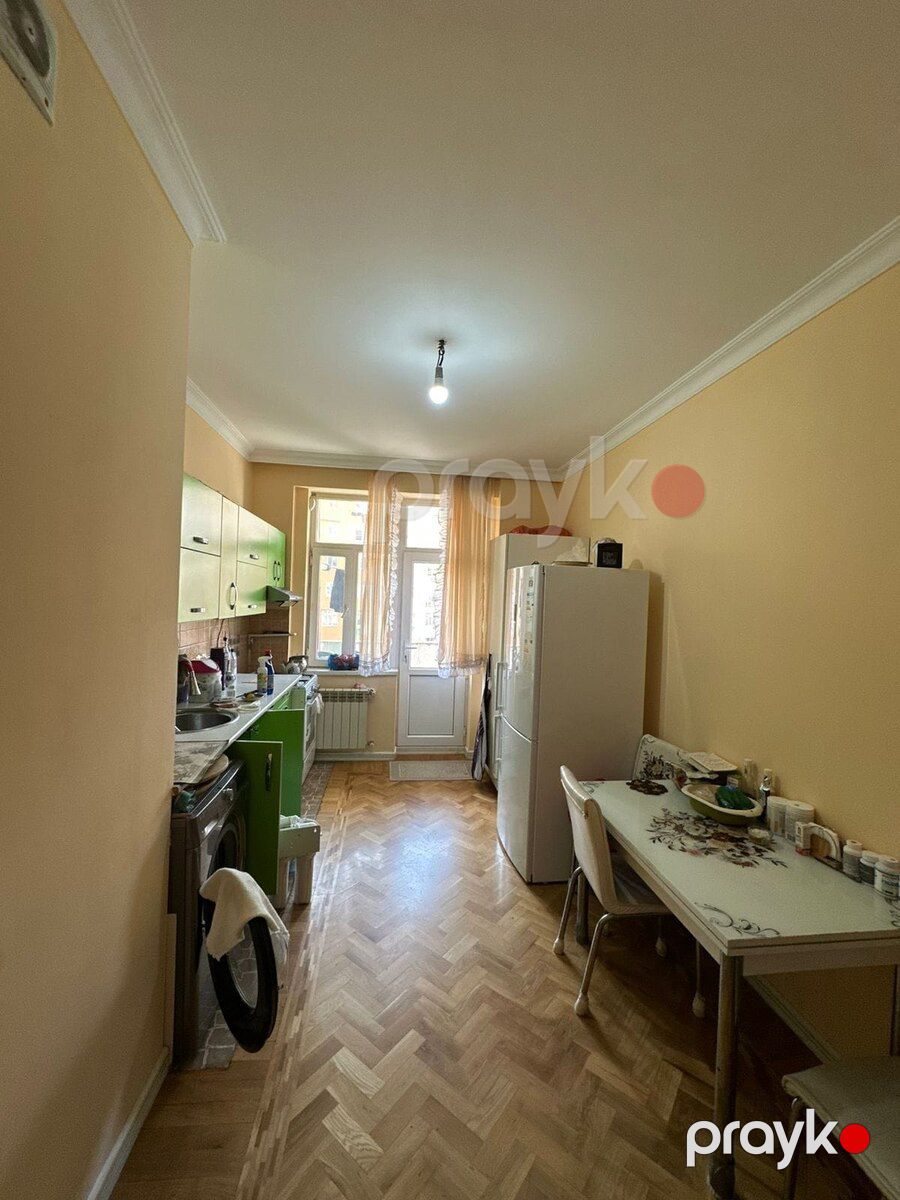 Satılır 2 otaqlı köhnə tikili 89 m² — Mənzil, Bakı (8)