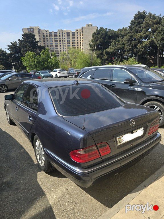 Mercedes E 200, 2.0 L, 1998 il, 465 000 km — Avtomobillər, Bakı (2)