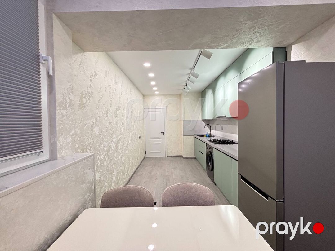 İcarəyə verilir 2 otaqlı köhnə tikili 70 m² — Mənzil, Bakı (9)