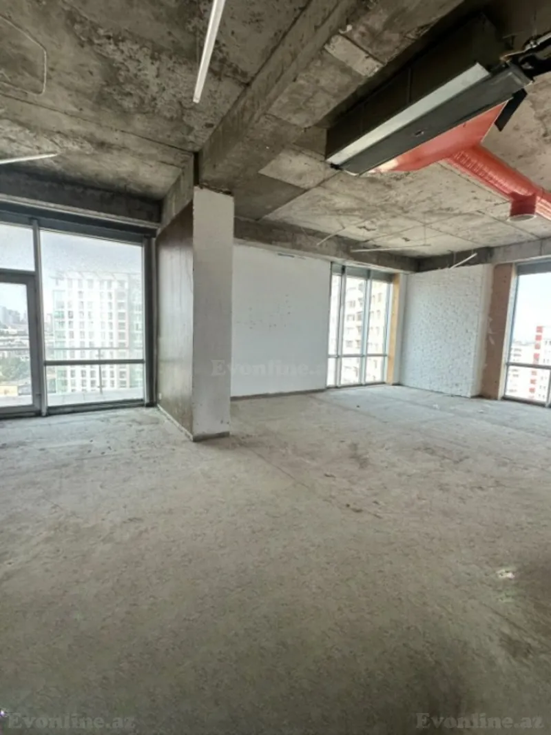 Satılır 4 otaqlı Mənzil Yeni tikili 216 m² Bakı, Yasamal r., Elmlər Akademiyası m — Mənzil, Bakı (2)