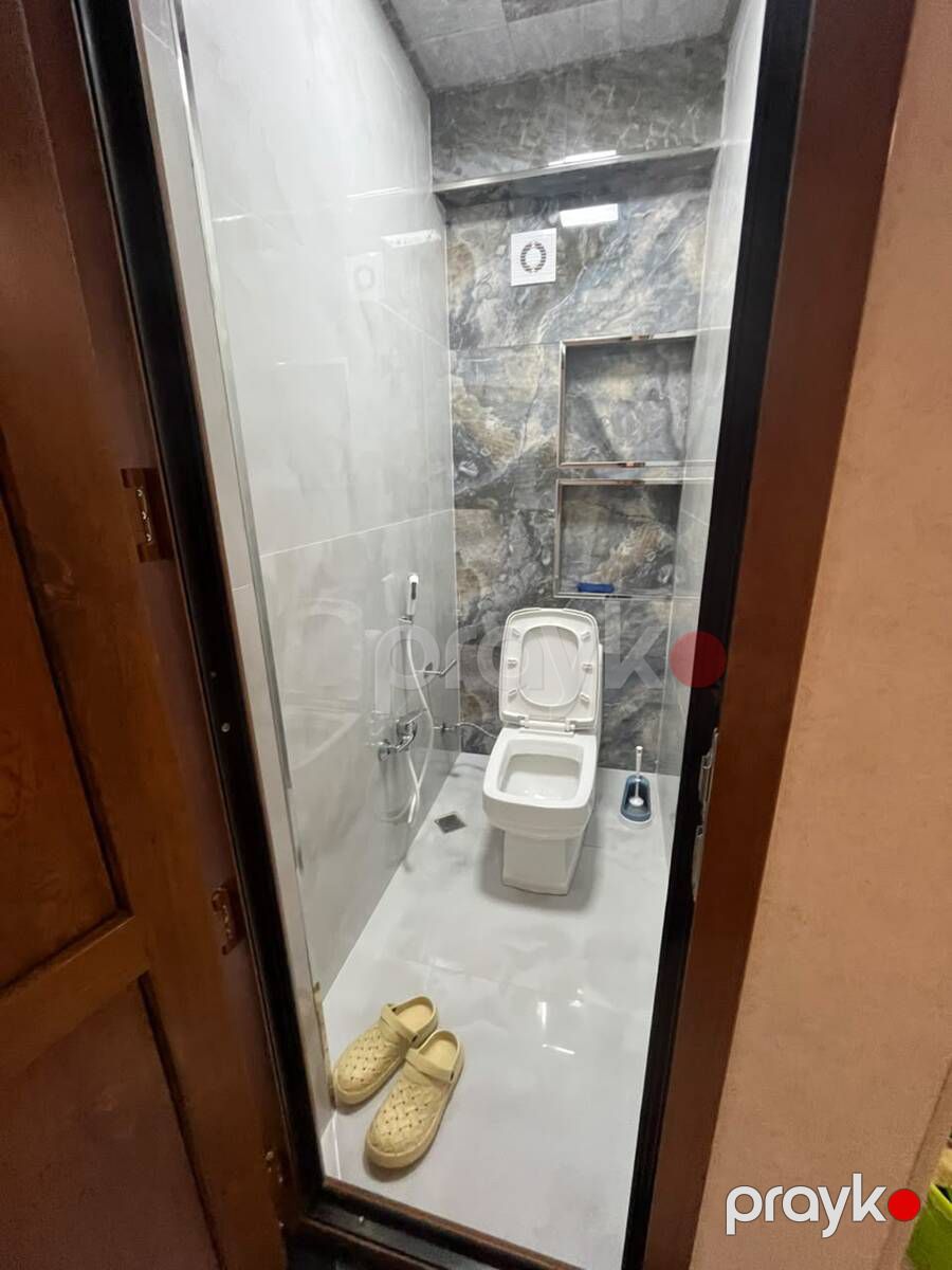 İcarəyə verilir 3 otaqlı köhnə tikili 100 m² — Mənzil, Bakı (11)