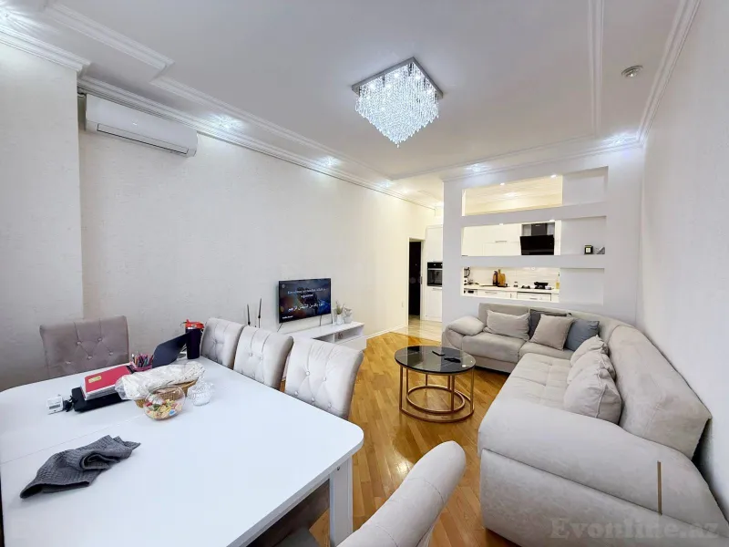 Satılır 3 otaqlı Mənzil Yeni tikili 71 m² Bakı, Yasamal r., İnşaatçılar m., Yeni Yasamal — Mənzil, Bakı (2)