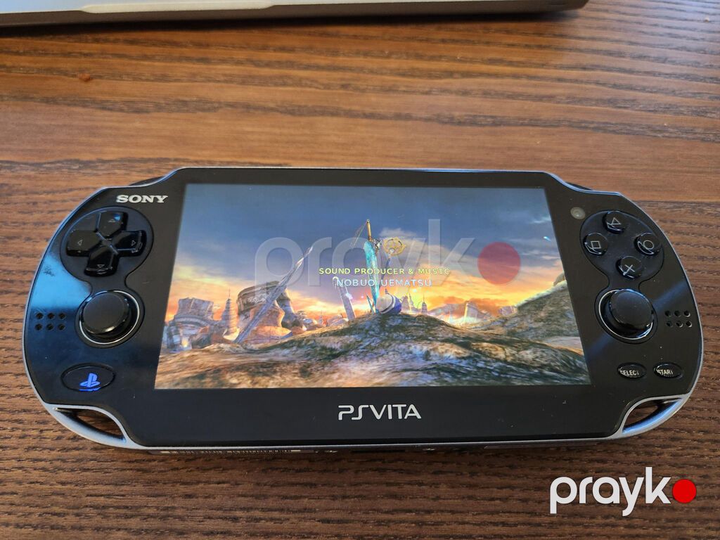 Ps vita qara qirilip istenilen oyun yuklene biler — Portativ oyun konsoləri, Bakı (3)