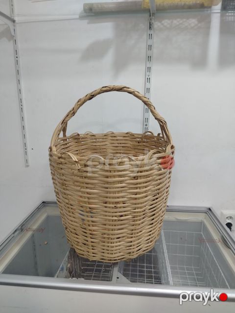 Təbii materialdan hörülmüş iri səbət - Material: təbii üzüm — Bakı