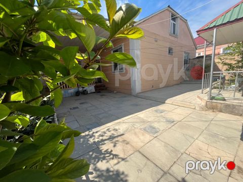 Satılır 4 otaqlı həyət evi/bağ evi 120 m² — Bakı