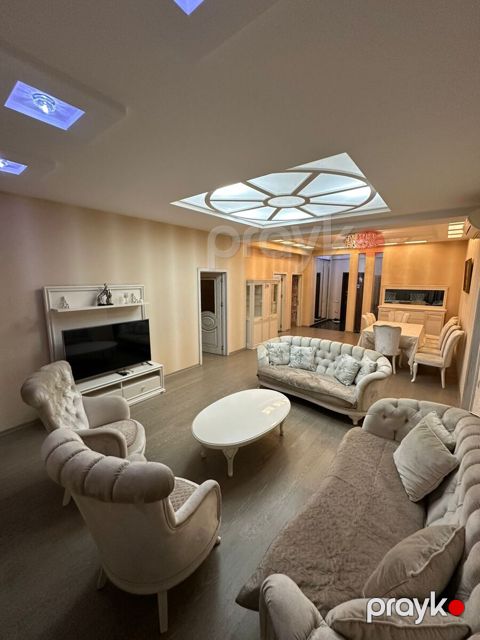Satılır 4 otaqlı yeni tikili 176 m² — Bakı