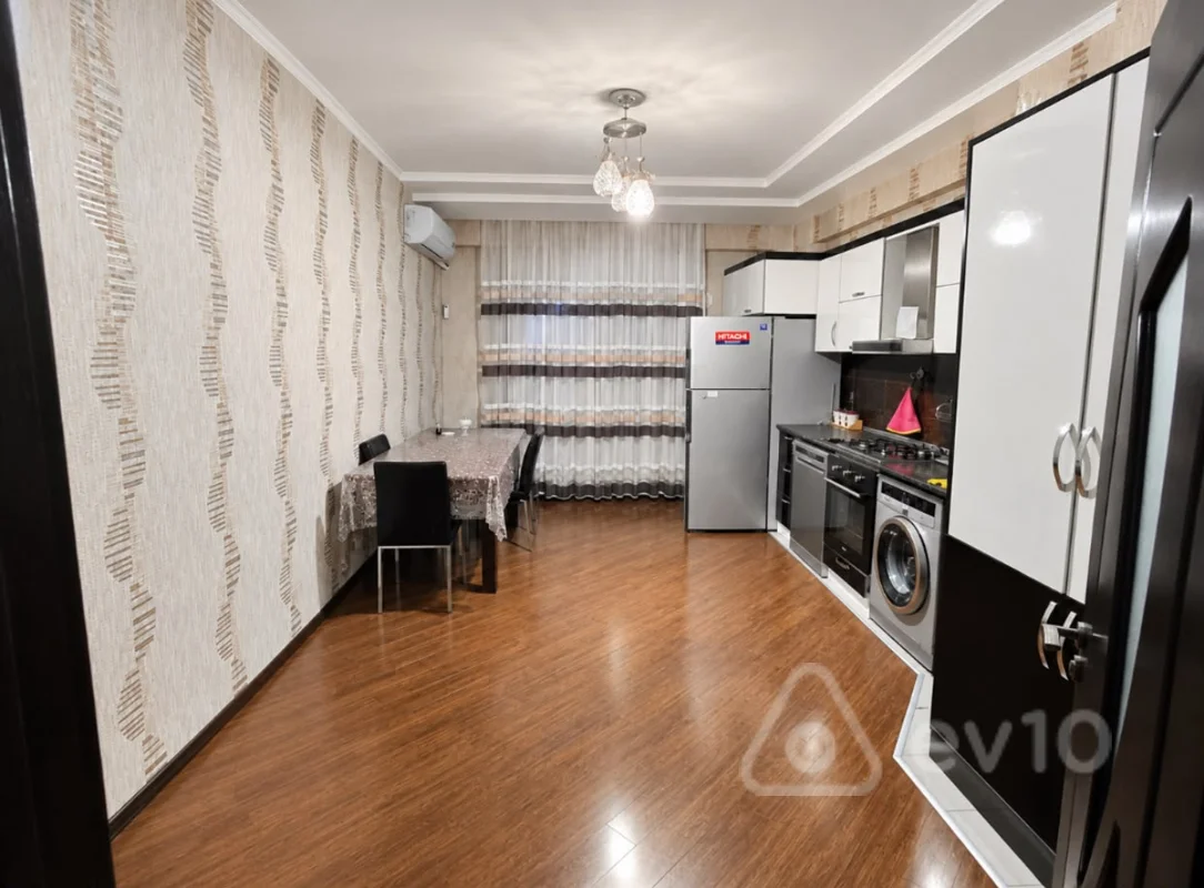 3 otaqlı mənzil, 120 m², Yeni Yasamal serur mtk — kirayə — Mənzil, Bakı (9)