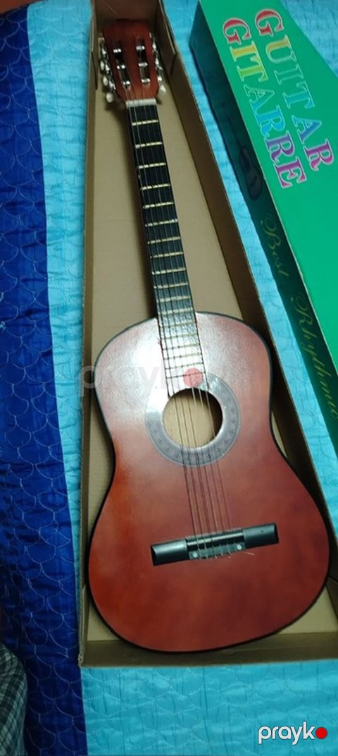 70 Azn alınıb istifadə olumayın tər təmiz Klassik akustik gitara — Bakı
