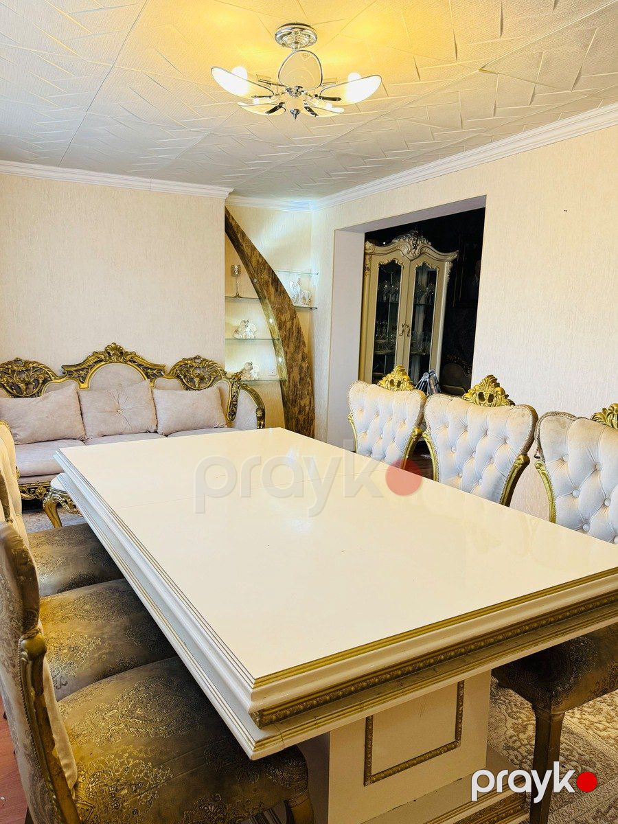 Satılır 4 otaqlı köhnə tikili 100 m² — Mənzil, Bakı (8)