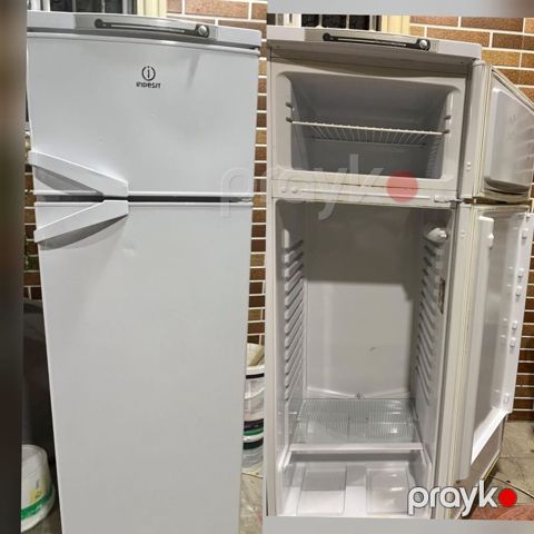 Soyuducu Indesit 220 azn satilir‼ unvan xirdalan kod9901 sekine — Bakı