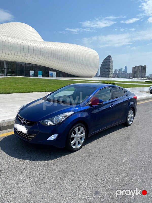Hyundai Elantra — Minik avtomobili icarəsi, Bakı (3)