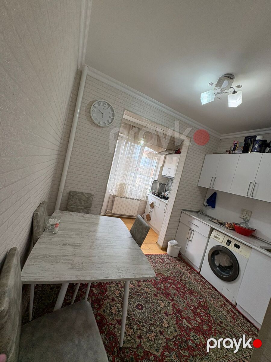 Satılır 2 otaqlı köhnə tikili 65 m² — Mənzil, Bakı (3)