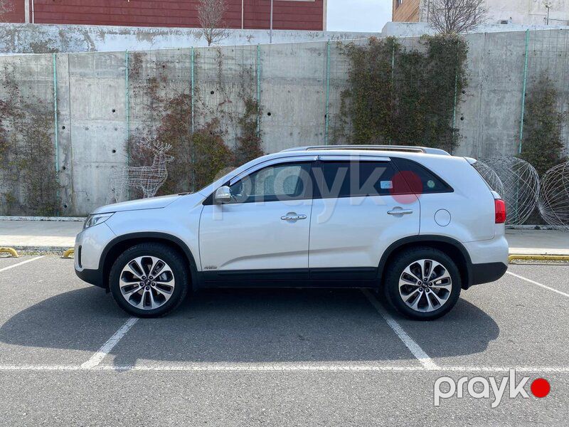 Kia Sorenta — Minik avtomobili icarəsi, Bakı (4)