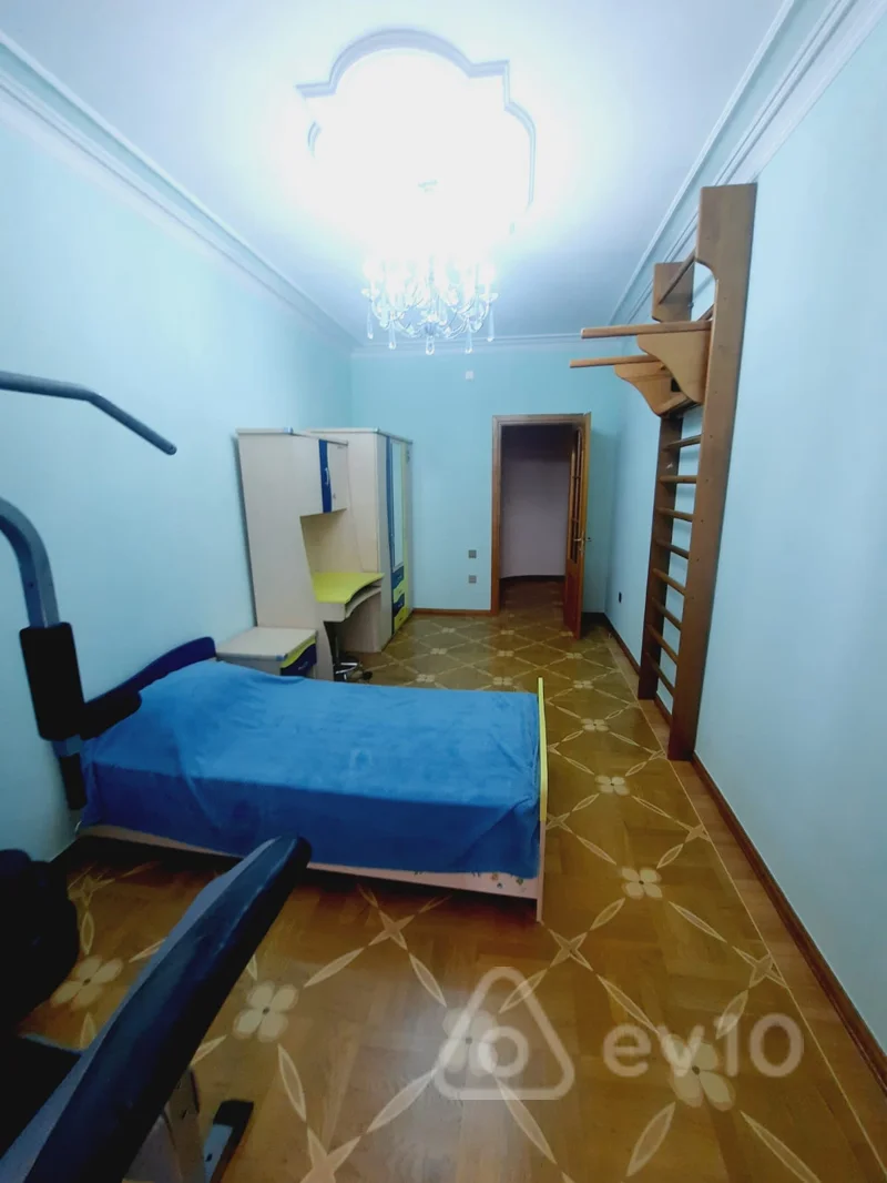 8 otaqlı mənzil, 427 m², ул. Магомед Нахичевани дом 10 — Mənzil, Bakı (9)