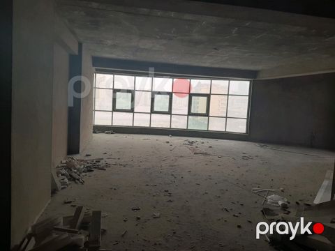 Satılır 4 otaqlı yeni tikili 264 m² — Bakı