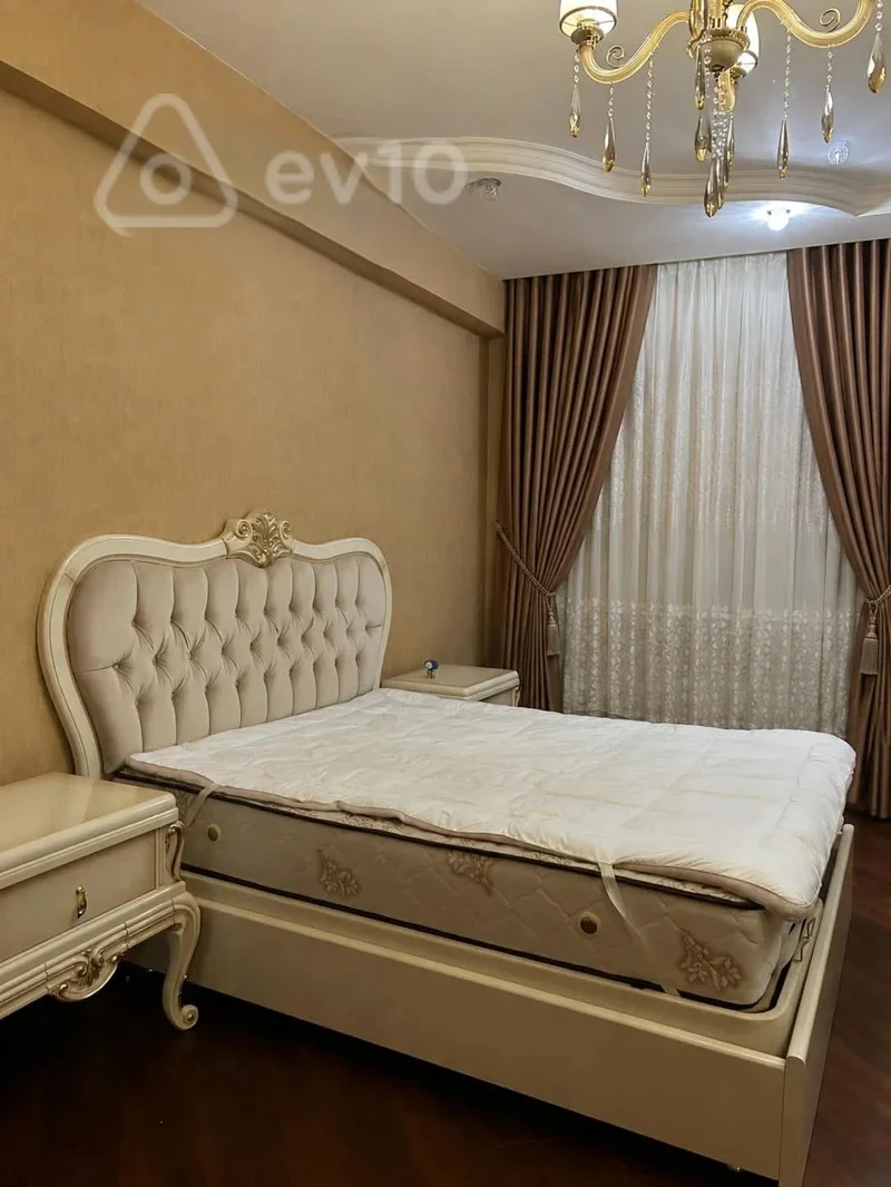 3 otaqlı mənzil, 114 m², Neftçilər m. — kirayə — Bakı