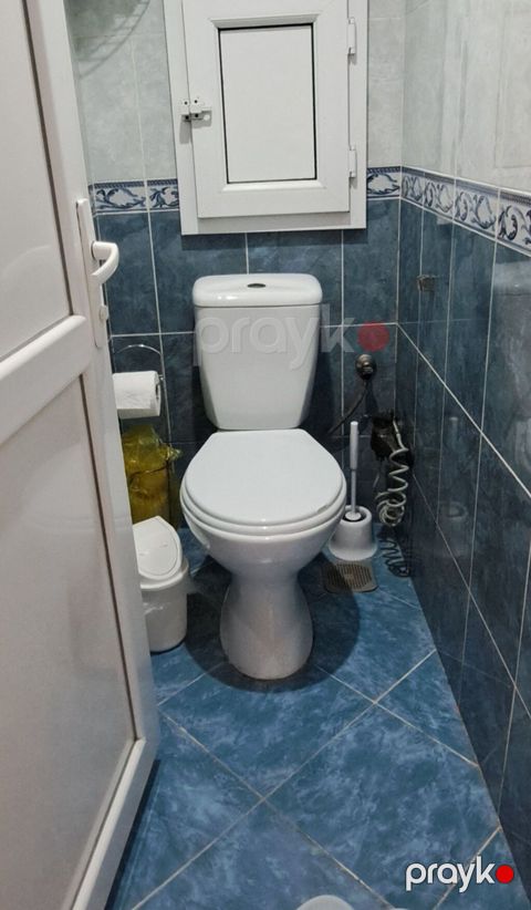 Mənzil özümə aiddir. Sahəsi 82 m² Otaq sayı 3 Layihə Lenin — Bakı
