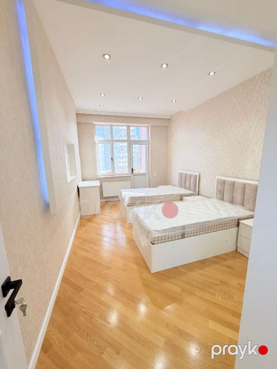 Satılır 4 otaqlı yeni tikili 190 m² — Mənzil, Bakı (6)