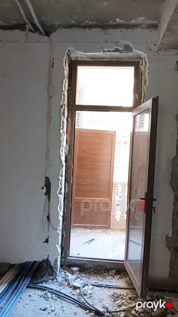 Pəncərə və qapı — Təmir və inşaat, Bakı (2)