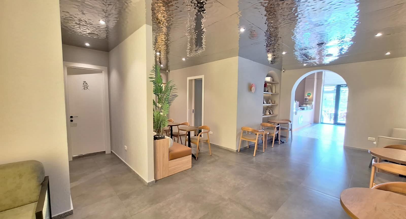 200 m² Yaxşı təmirli obyekt kirayə verilir — Əmlak, Bakı (9)